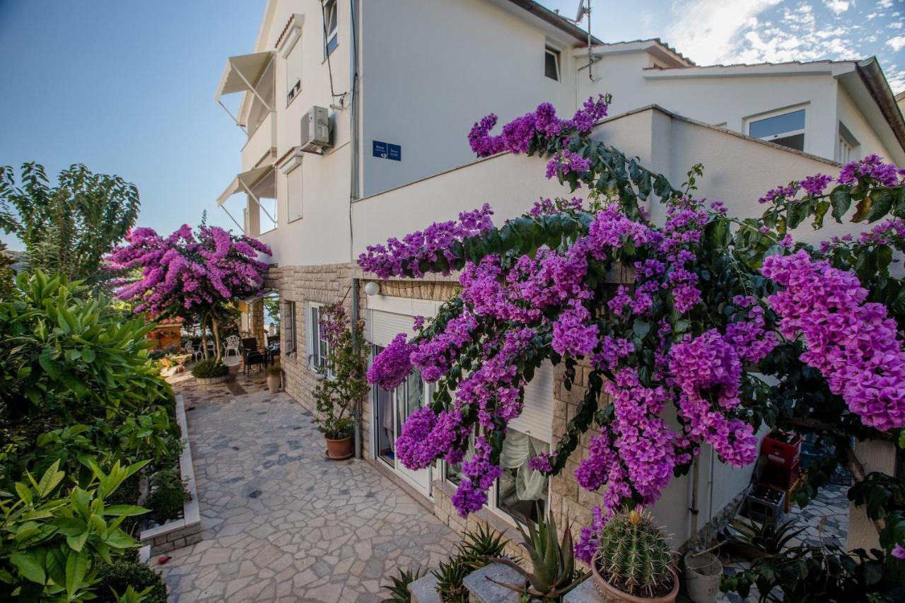 House Subic Daire Supetarska Draga Dış mekan fotoğraf