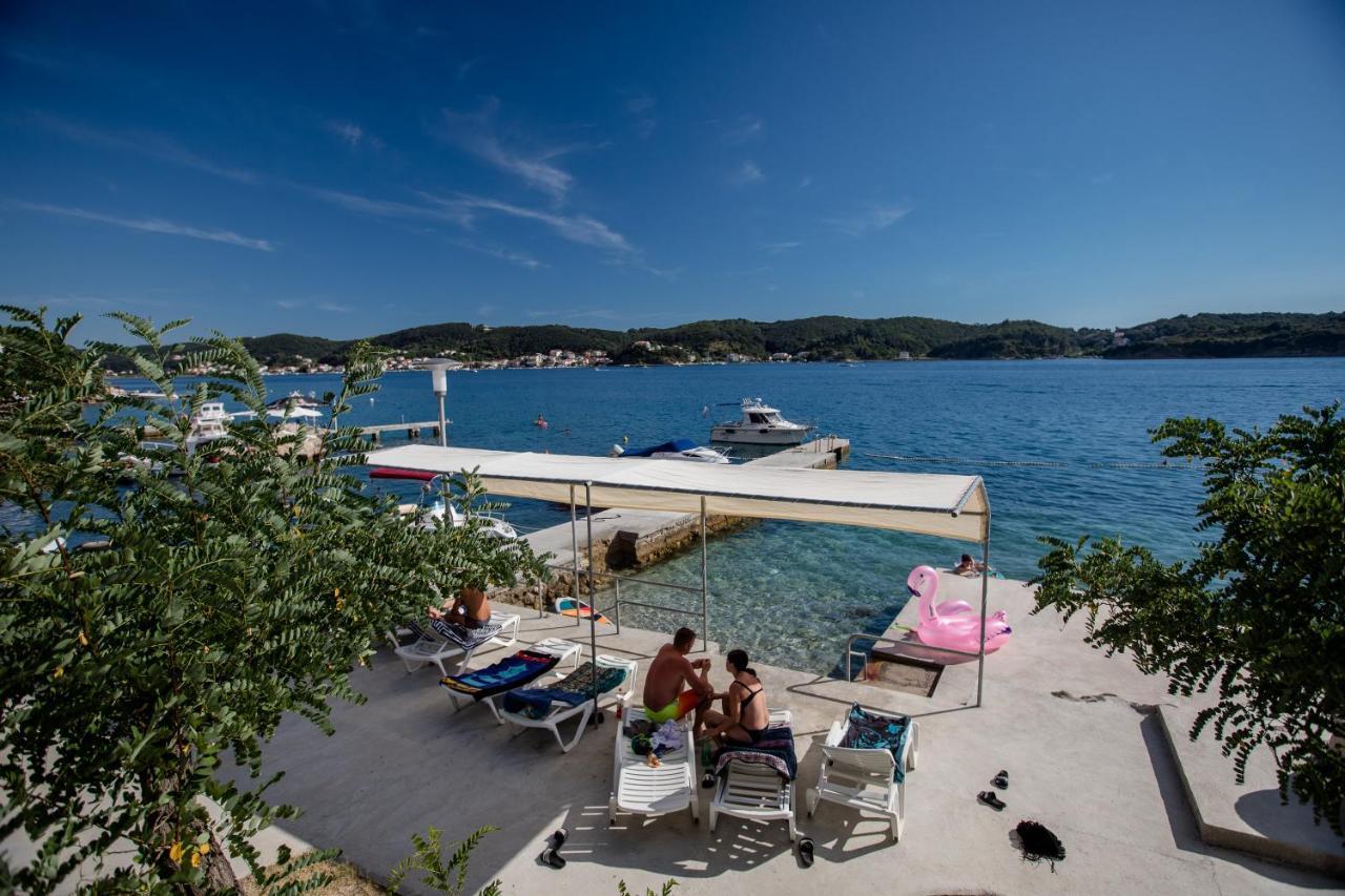 House Subic Daire Supetarska Draga Dış mekan fotoğraf