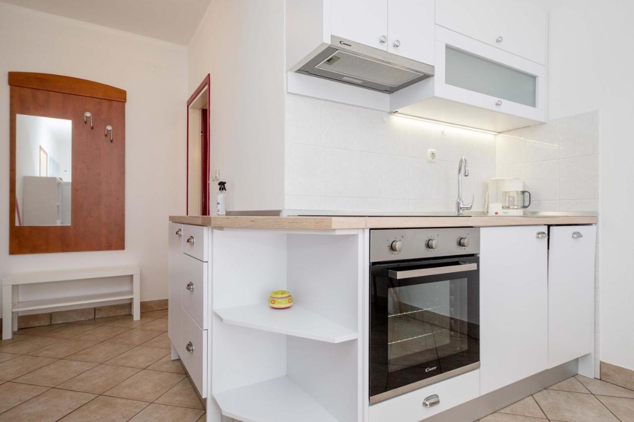 House Subic Daire Supetarska Draga Dış mekan fotoğraf