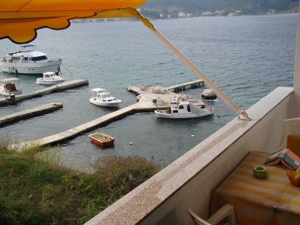 House Subic Daire Supetarska Draga Dış mekan fotoğraf