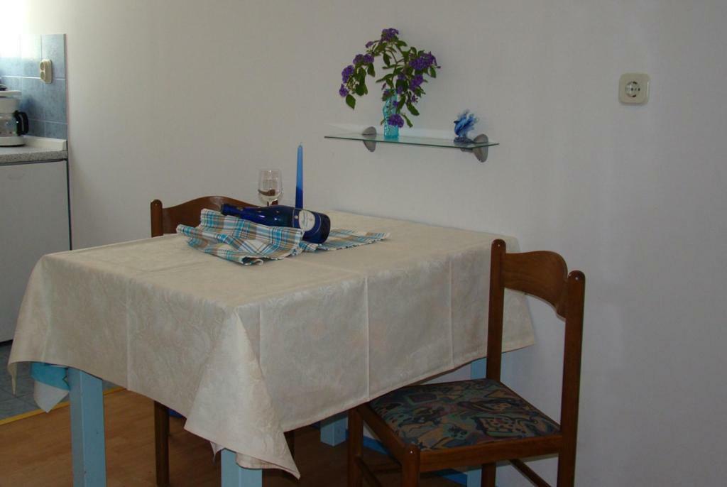 House Subic Daire Supetarska Draga Dış mekan fotoğraf
