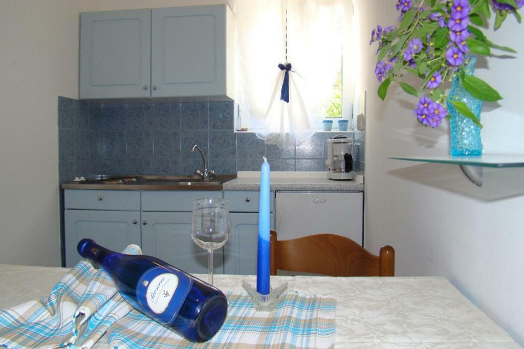 House Subic Daire Supetarska Draga Dış mekan fotoğraf